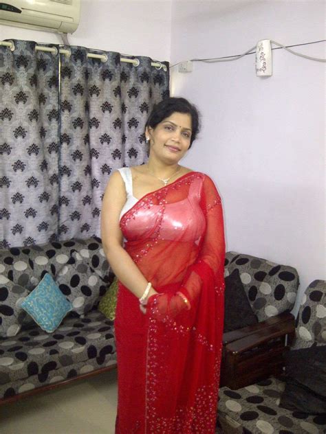 indian aunty sexy boobs|Aunty boobs xxx videos